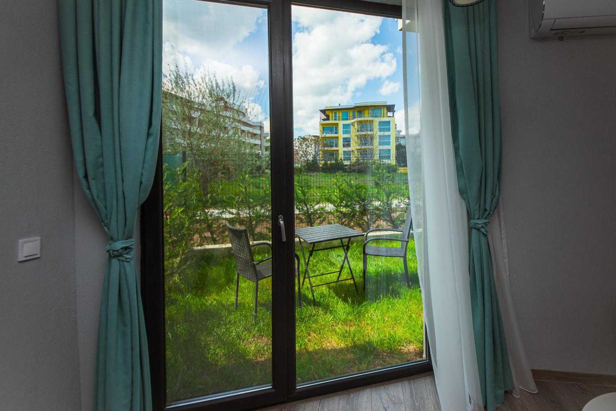 Athmospherevillaema Apartments Kranevo Exterior photo